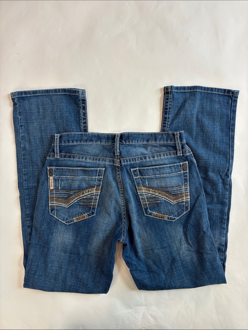 Cinch Ian Straight-Leg Jeans in Medium Blue Wash